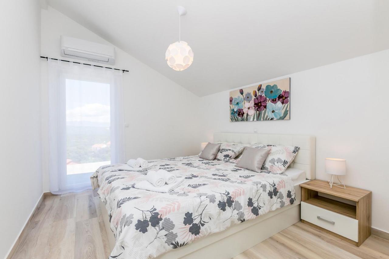 Vrh  Holiday House San Michele מראה חיצוני תמונה